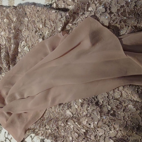 Connected Sequin and Lace Cocktail Dress. Plus Size - Picture 8 of 12